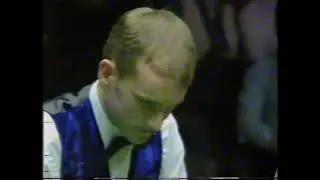Peter Ebdon rips the cloth