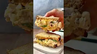 SANDWICH de AT&Uacute;N y HUEVO #almuerzo #receta #atun #sandwich #saludable #recetasfaciles #proteico #fit