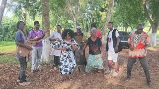 KITUENI ZABA NZINGA YA KM8 RDC KONGO CENTRAL EZO NINGISA BA BAR YA BOMA