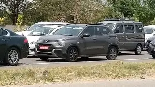 Real Life Video Of Citroen C3 Spotted In Indian Traffic | Big SUV Type Road Presence | Citroen C3