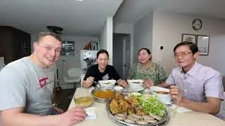 Vlog 1984 ll 1 NGÀY TRỞ LẠI CUỘC SỐNG MỸ- ĐI CHỢ- MẸ NẤU BÚN RIÊU-JADE MẶC ÁO DÀI ĐI HỌC