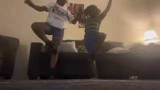 Trying yoga poses (FAIL SO BAD)