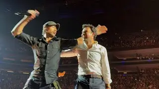 CHECO PÉREZ Invitado Especial De ENRIQUE IGLESIAS  Bailando ARENA GUADALAJARA SHOW NICE  04 10 2025 