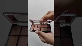 mars dance of joy eyeshadow palette review