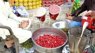 Strawberry Banana Smoothie | Juice Bar | Smoothies Near Me | Foodie Near Me