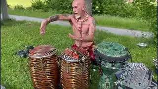 Remix live brano volare gipsy king ...volare ....live congas e djembe  afro house  tribal remix