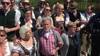 Isarflo&szlig;fahrt Schunkeln BoarischGang