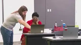 Indianapolis Public Library offering free tech courses for seniors&nbsp;| What's the Deal?