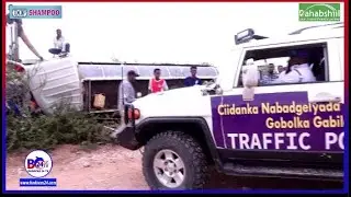 Toos u Daawo Shil Gaadhi oo Wakhti Badan Qaatey Inlaga Kiciyo Gaadhiga Dirawalkii Wadey