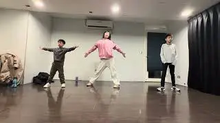 2016/01/06 Dance Class teaching zoo