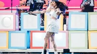 MELANIE MARTINEZ- OPENING- CRY BABY (LOLLAPALOOZA BRASIL 2017)