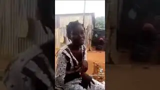 Mossi/Moor&eacute;:Cette fille est trop forte.Elle d&eacute;crit l'histoire des sous-groupes Mossi