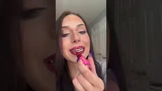 Jeffree Star dropped new lip liners + they&rsquo;re in a bundle with the new shades of Shiny Trap