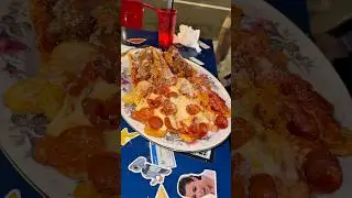 Trying what people say is the BEST Bar food in Philly!