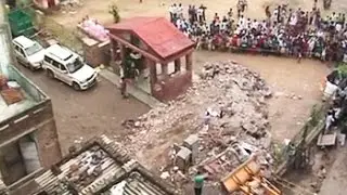 5 Dead, others feared trapped as 4-storey building collapses in Delhi
