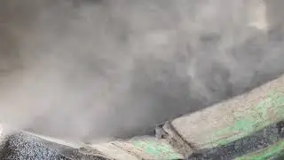 How weight batching concrete mixes in batch