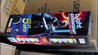 Light SABERS 5&rdquo; SALUTE CANISTER SHELL FIREWORKS 🔥🔥💥 LOUD!!! @Reckles5Pyro
