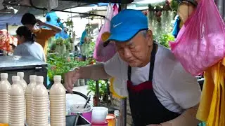 Legendary Uncle Kang's Famous Soya Bean Milk! | Chowrasta Market