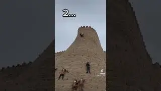Assassin&rsquo;s Creed 2 CLIMBING in REAL LIFE #shorts #ac2