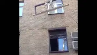Подъём двери без лифта