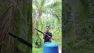 Самый мощный и опасный игрушечный пистолет в мире.