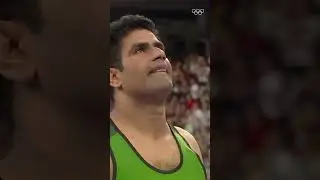 Arshad Nadeem makes history with a gold medal at Paris 2024! 🥇🇵🇰#Olympics #Paris2024 #Sports