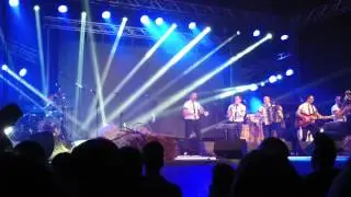Ansambel petka in bobnar Simon - Petkina nedelja 2014 - Give me five