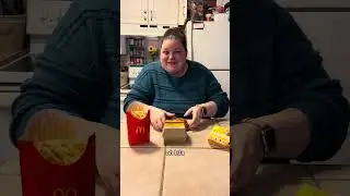 Prank on Isla! 🤣🍔#shorts #viral #funny #family #prank  #bigmac