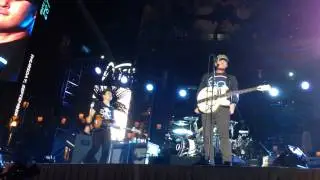 Blink-182 - Dogs Eating Dogs (live)