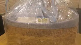 Classic baby gift basket ideas and making