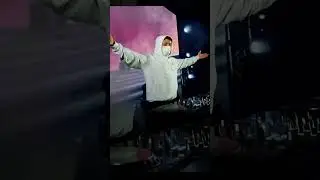 𝘼𝙡𝙖𝙣 𝙒𝙖𝙡𝙠𝙚𝙧 & 𝙎𝙞𝙖 -𝙐𝙣𝙨𝙩𝙤𝙥𝙥𝙖𝙗𝙡𝙚