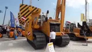 Liebherr RL 64 Pipelayer Up close