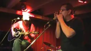 Mississippi Campfire Blues Duo - Trouble in Mind