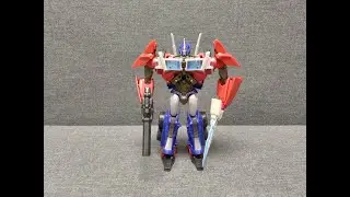 Обзор трансформера Optimus Prime - Voyager class - Prime - First Edition. Музей Р-ТФ.