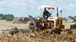 CASE 1030 Comfort King Tilling The Fields