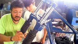 Derbi FDS - Part #8 (Mounting front suspension / Montar suspension delantera)