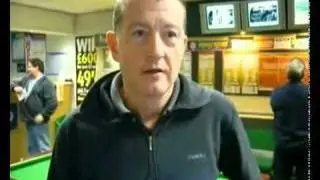 Plymouth Herald reporter Rob Preece plays against world snooker champion Steve Davis