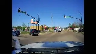 accident in Tupelo Mississippi on April 12th 2024 in front of West main Walmart