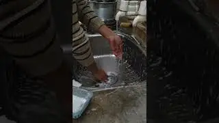 ASMR Dishwashing 💧✨  washing with the hand is the real satisfaction #clean #night #kitchen #relaxing