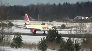 B757-200 FlyLAL winter departure