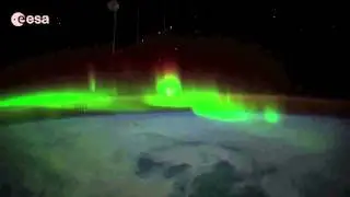 Space Station Flies Through Aurora | Time-Lapse Video