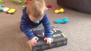 Baby Unboxing A EVGA GTX 680 FTW Edition GPU