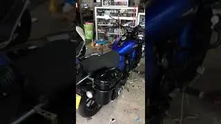 Bajaj avenger 150 street 2017 modified in Sri Lanka.