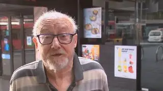 Customers left frustrated with Optus&rsquo; handling of mass outage