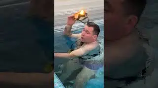 Доверьте уход за вашим бассейномнашим специалистам!
