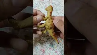 hunting hewan mainan dalam butiran styrofoam #hewan  #shorts #animal #foryoupage