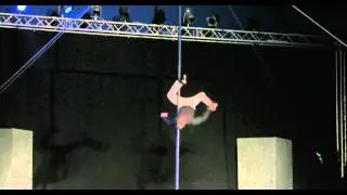 Victor Abreu, Palo cinese (Eccentrika 2011 by Cirko Vertigo) - mat chinois - chinese pole