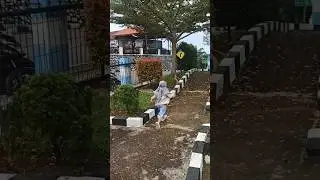 Kabur Kabur ada Orang Gila 🏃&zwj;♀️ #horror #funny #comedy #cute #shorts #trending #viral #fyp