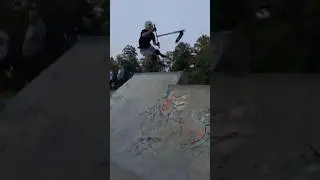 Best trick (alley-oop bri double whip) #newlearn #skatepark #scoot #besttrick