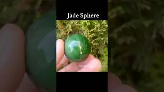 Cats&rsquo;eye Jade Sphere #luckysphere #naturalcolor #madeforu #collecting #uniquegift #sphere#jadesphere